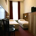 ホテル カップ シティ センター 2*